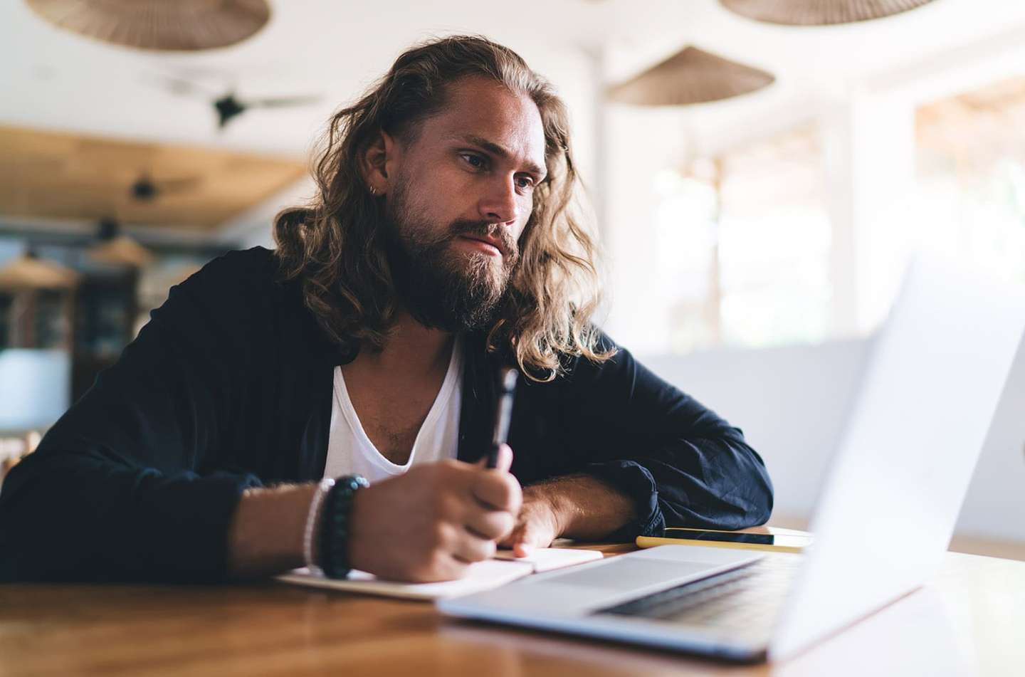 Pourquoi doit-on avoir un site web en 2024 ?